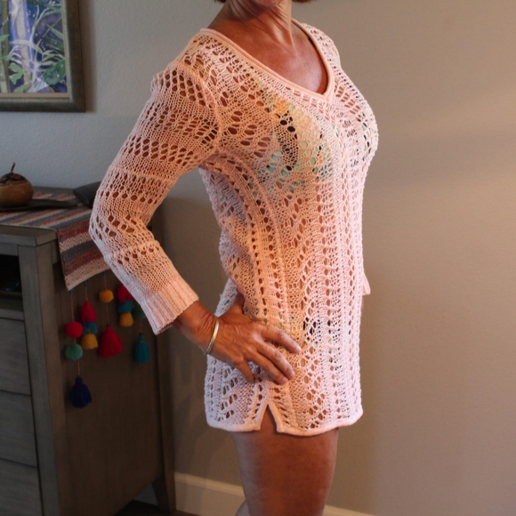 Tommy Bahama Loose Knit Sweater/Cover Up - Picture 4 of 9